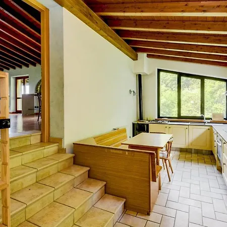 Loft Panoramico A Con Giardino E Parcheggio