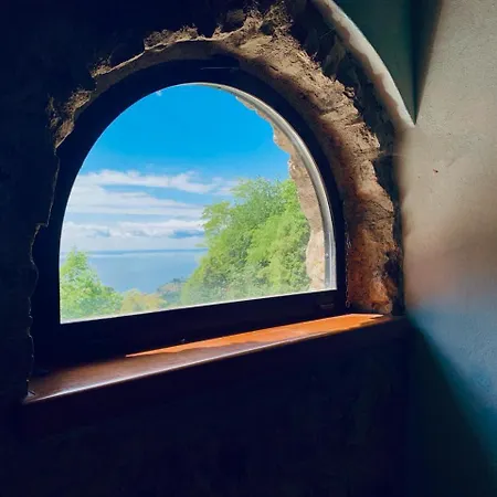 Loft Panoramico A Con Giardino E Parcheggio Tignale